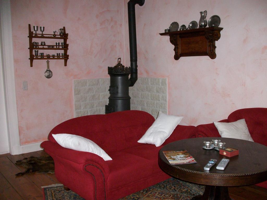 Gutshaus Zietlitz Hotel Dobbin-Linstow Buitenkant foto