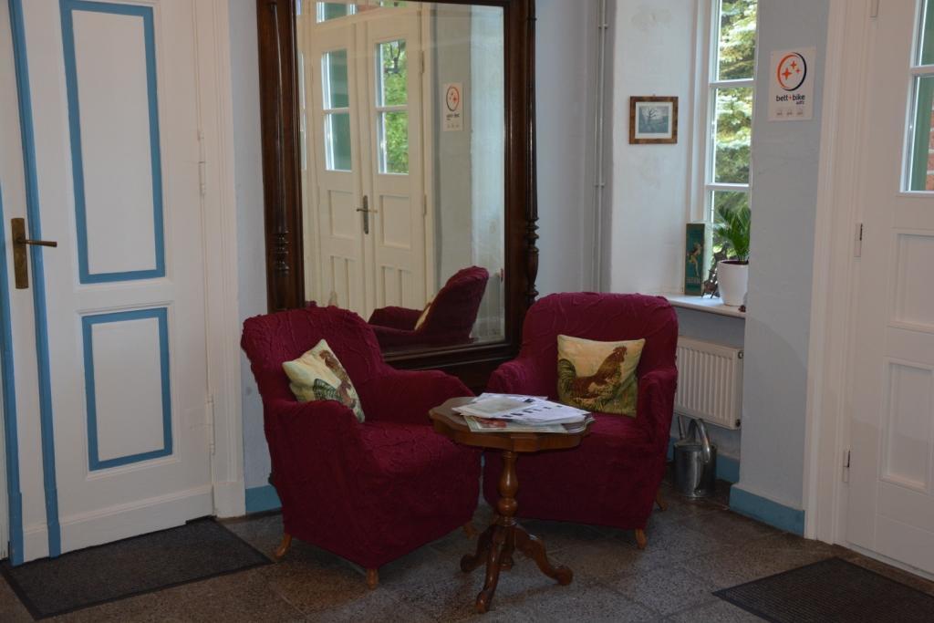 Gutshaus Zietlitz Hotel Dobbin-Linstow Buitenkant foto